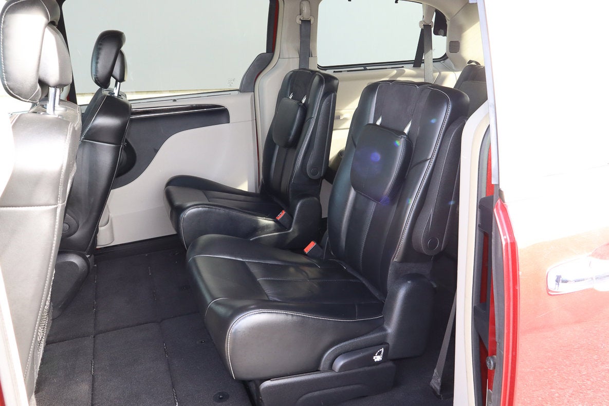 2016 Chrysler Town & Country 4dr Wgn Limited Platinum