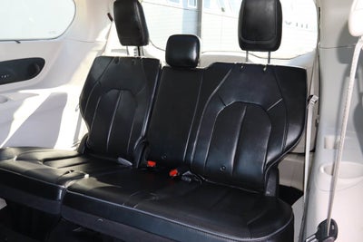 2020 Chrysler Pacifica Limited FWD