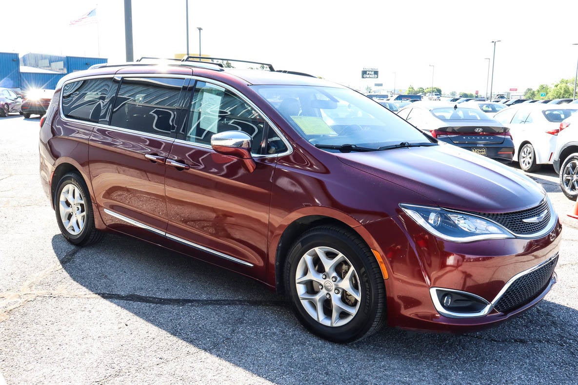 2020 Chrysler Pacifica Limited FWD