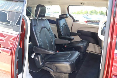 2020 Chrysler Pacifica Limited FWD