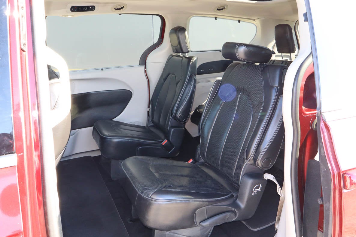 2020 Chrysler Pacifica Limited FWD