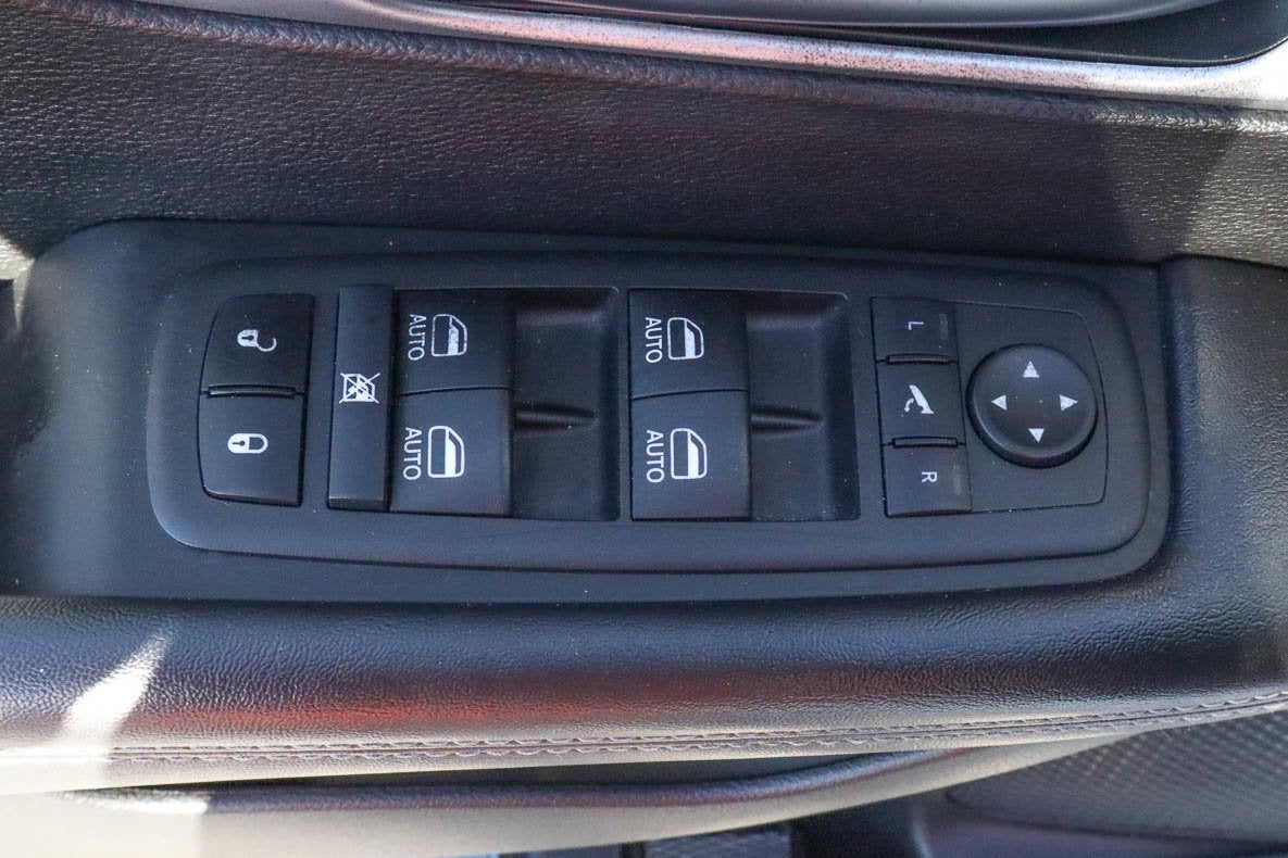 2025 Chrysler Pacifica Limited FWD
