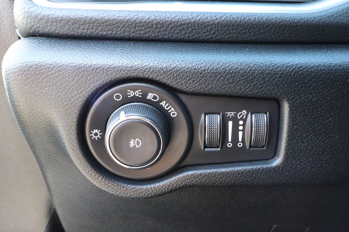 2025 Chrysler Pacifica Limited FWD