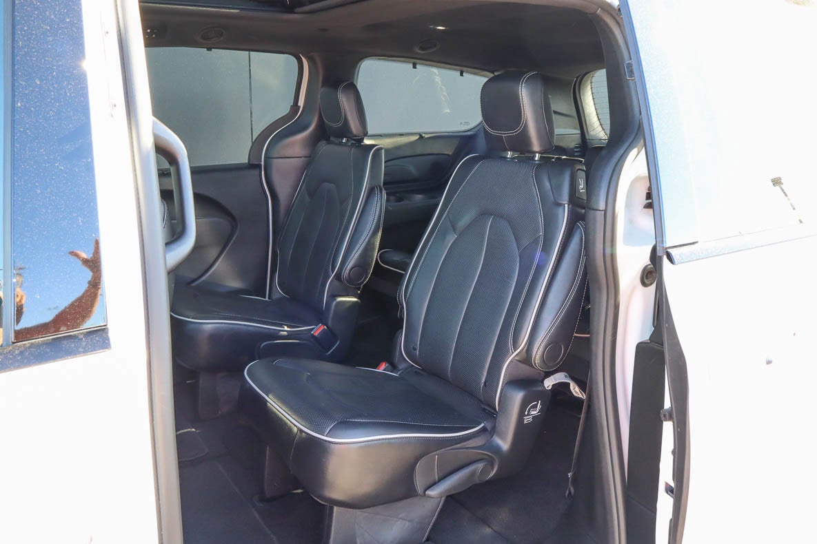 2025 Chrysler Pacifica Limited FWD