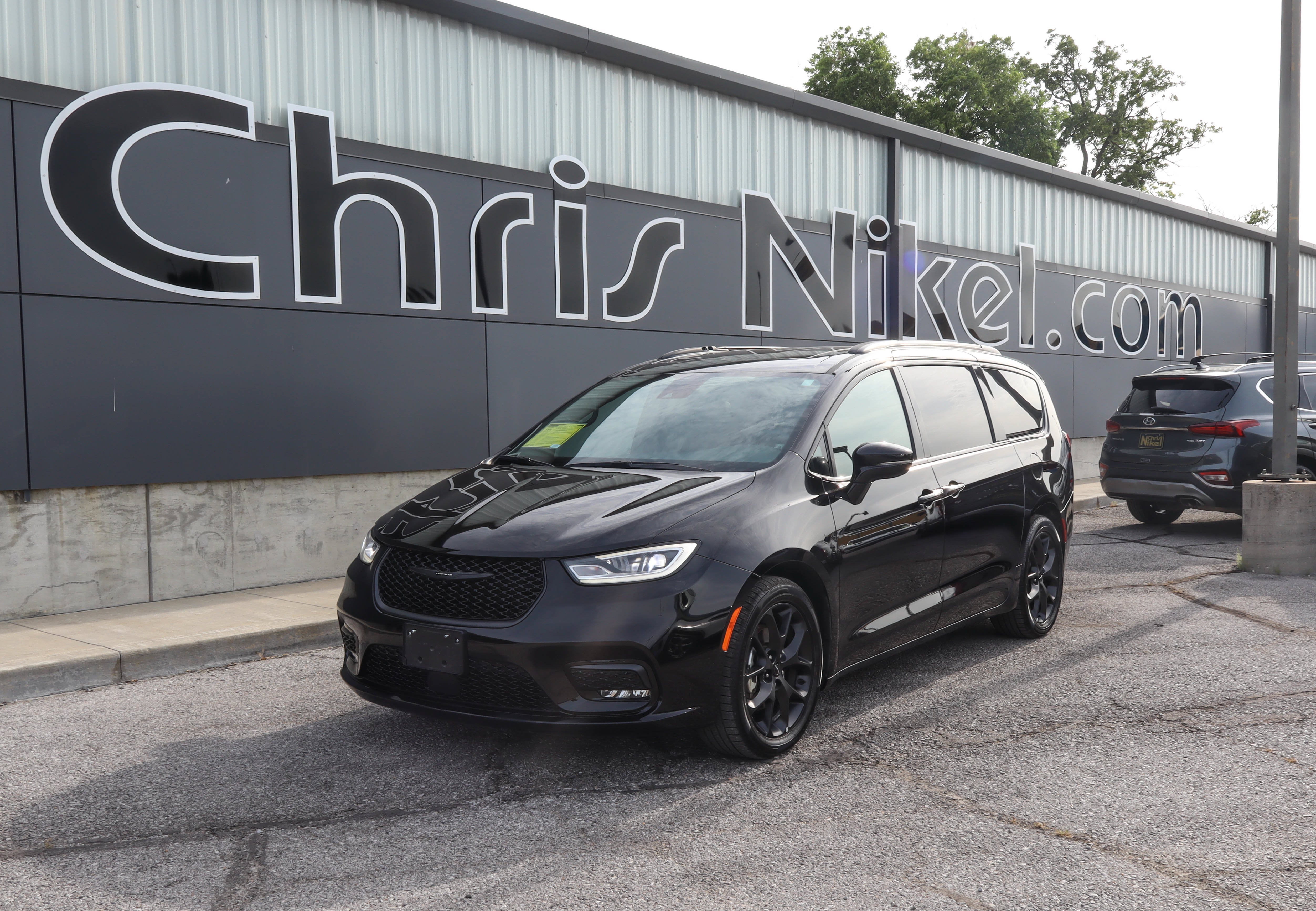 2025 Chrysler Pacifica Limited FWD