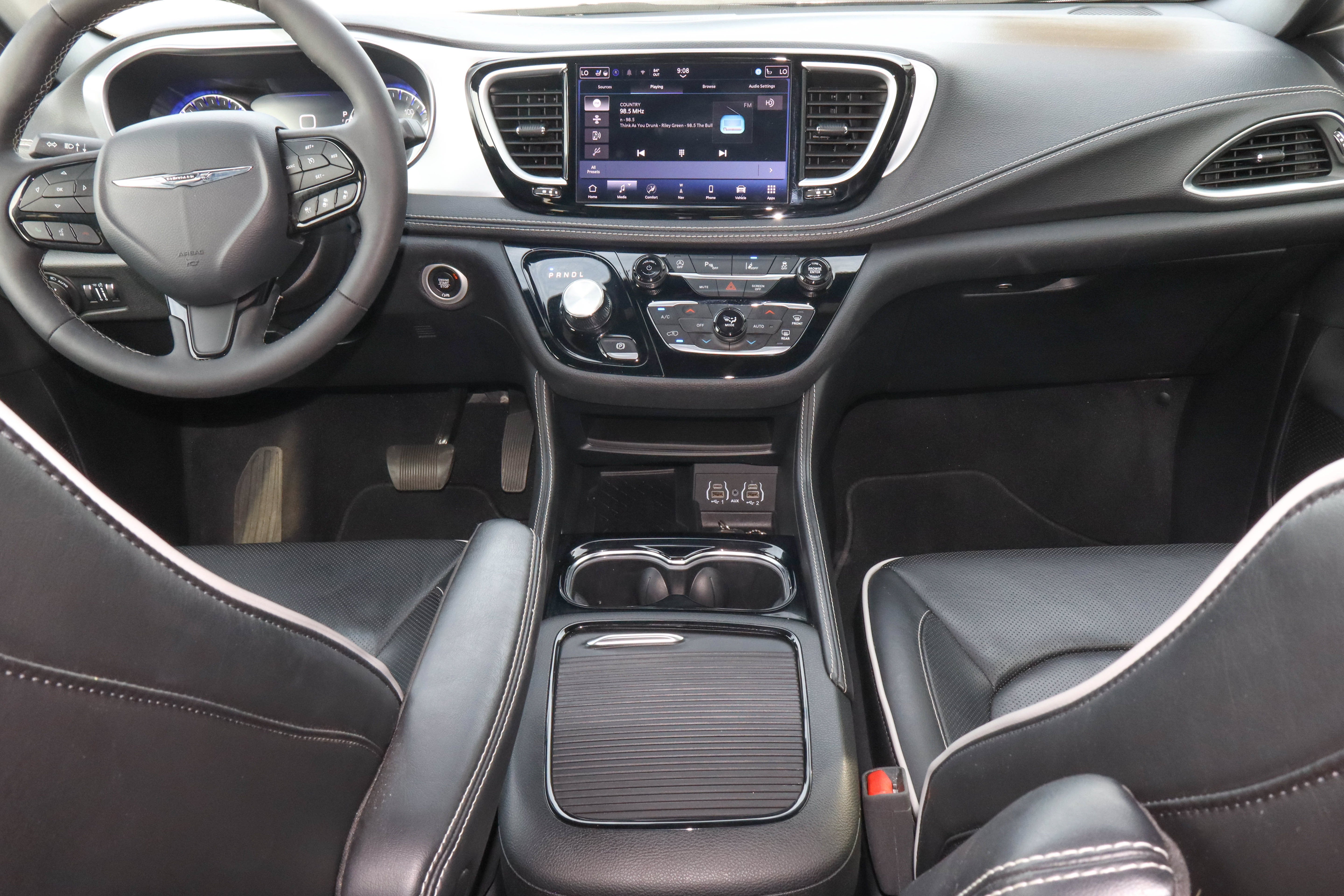 2025 Chrysler Pacifica Limited FWD