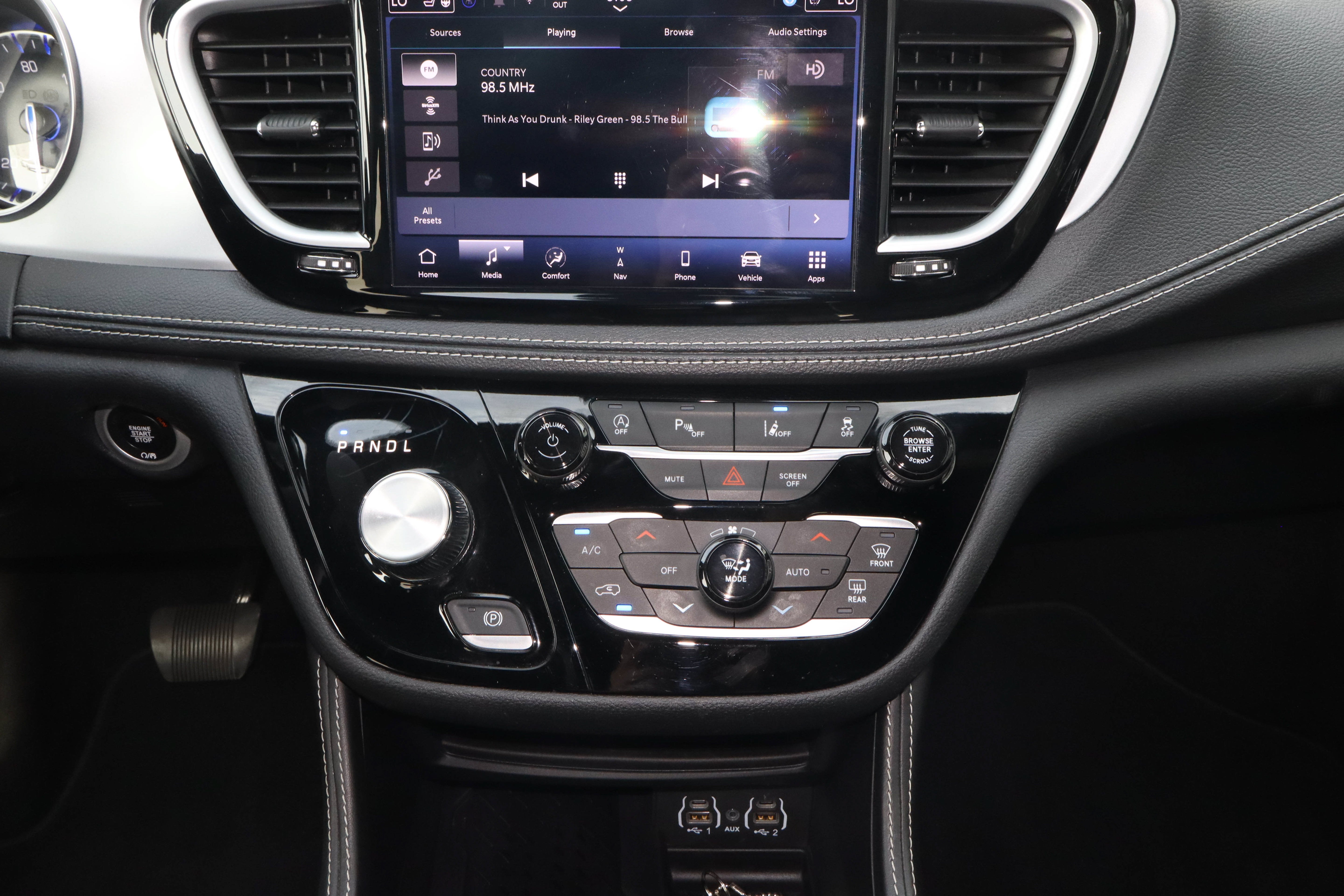 2025 Chrysler Pacifica Limited FWD