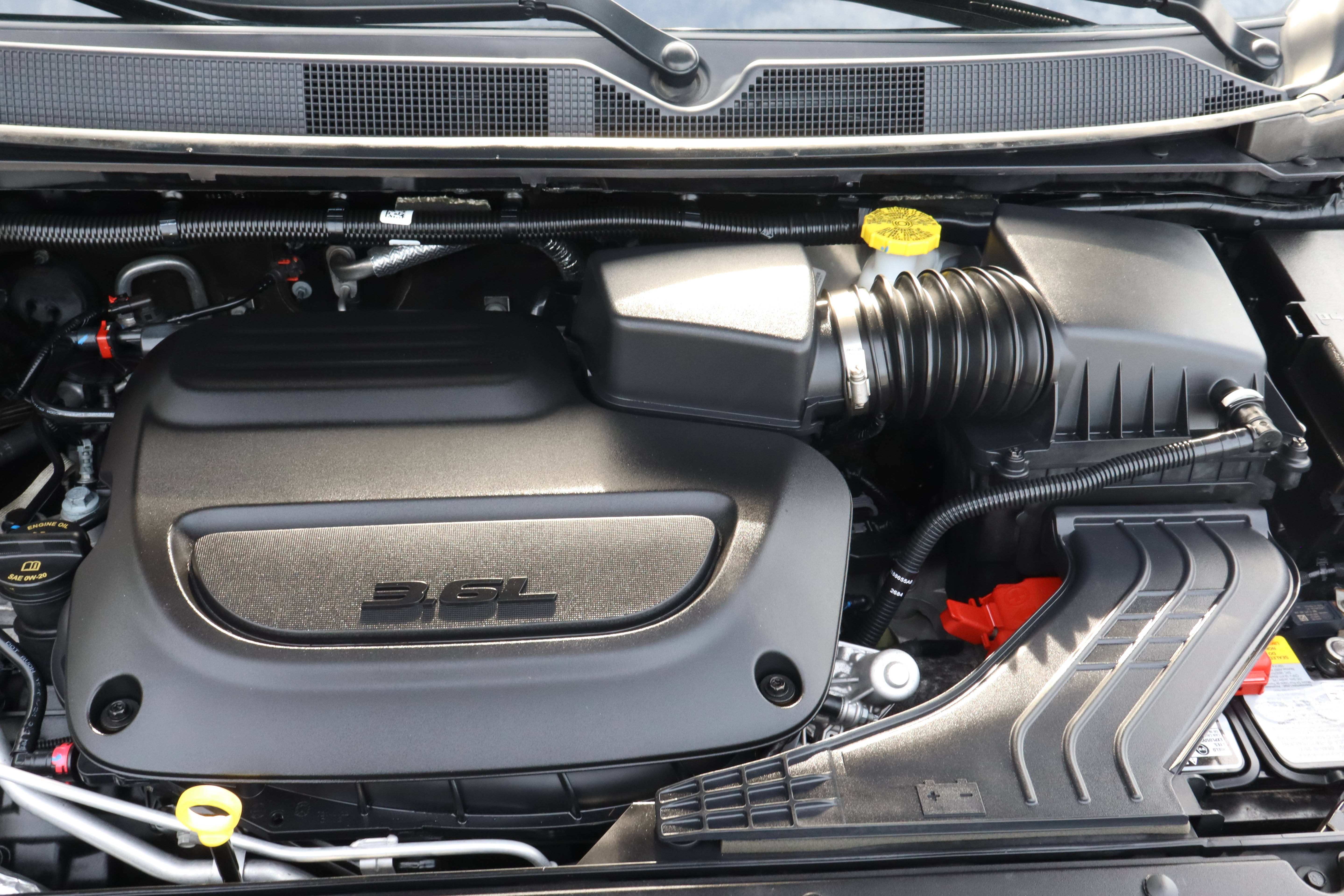 2025 Chrysler Pacifica Limited FWD