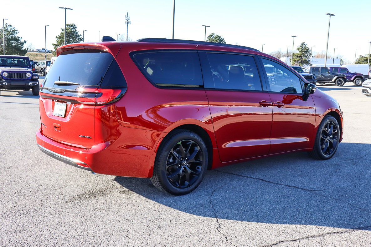 2026 Chrysler Pacifica Limited