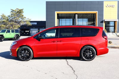 2026 Chrysler Pacifica Limited