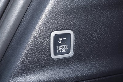 2027 Chrysler Pacifica Limited FWD
