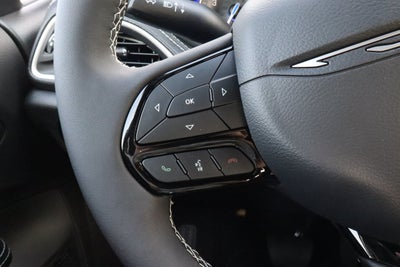 2027 Chrysler Pacifica Limited FWD
