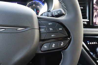 2027 Chrysler Pacifica Limited FWD