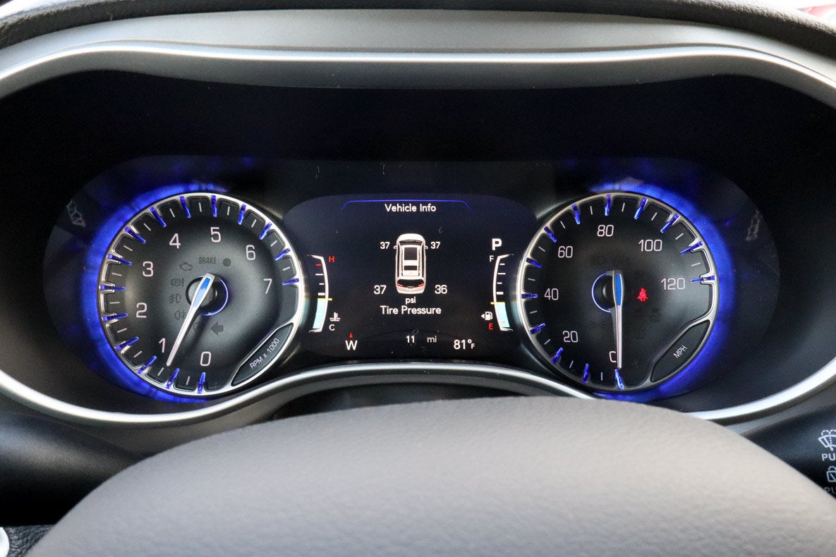 2027 Chrysler Pacifica Limited FWD