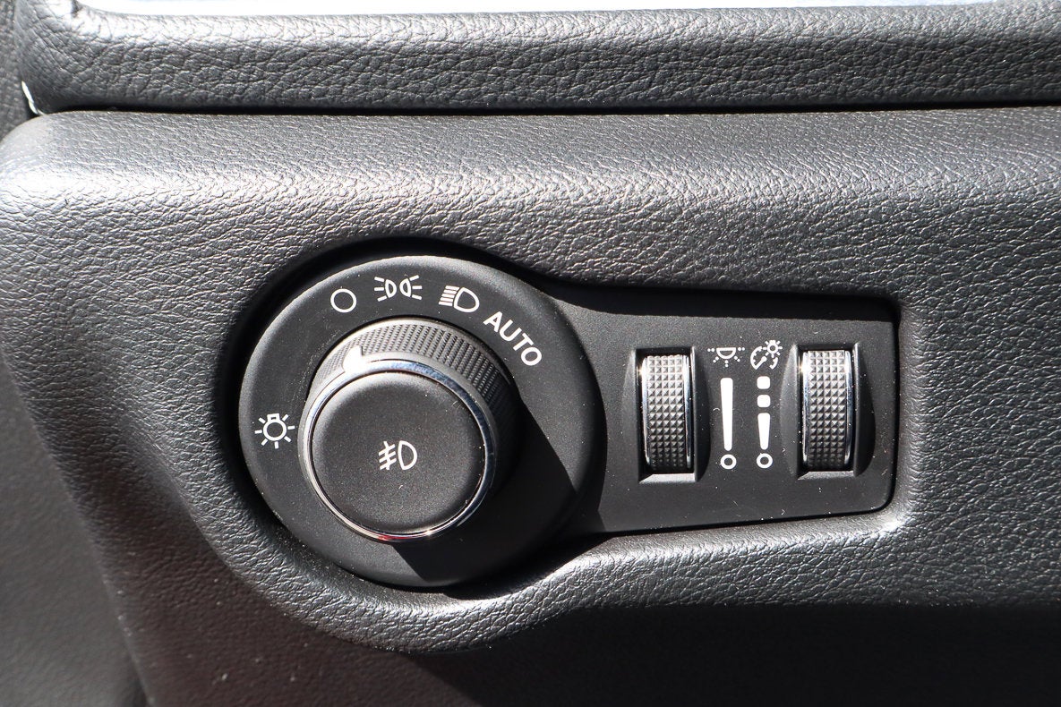 2025 Chrysler Pacifica Limited FWD