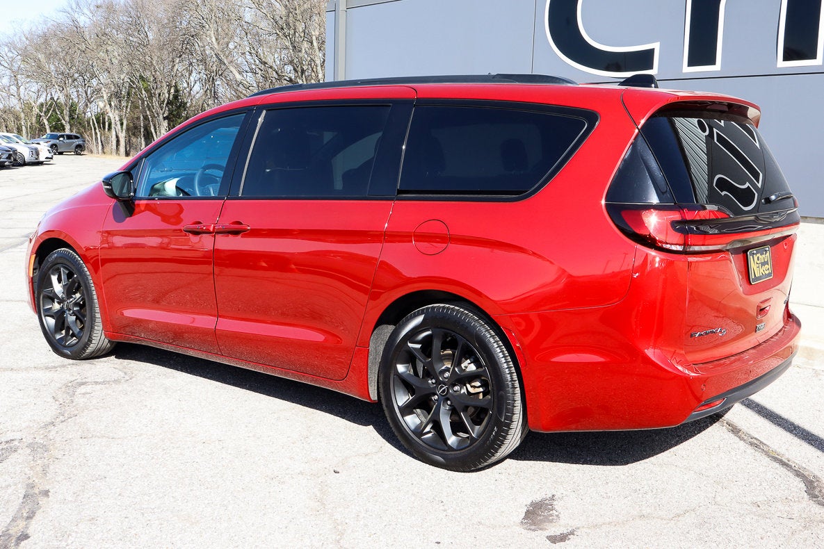 2025 Chrysler Pacifica Limited