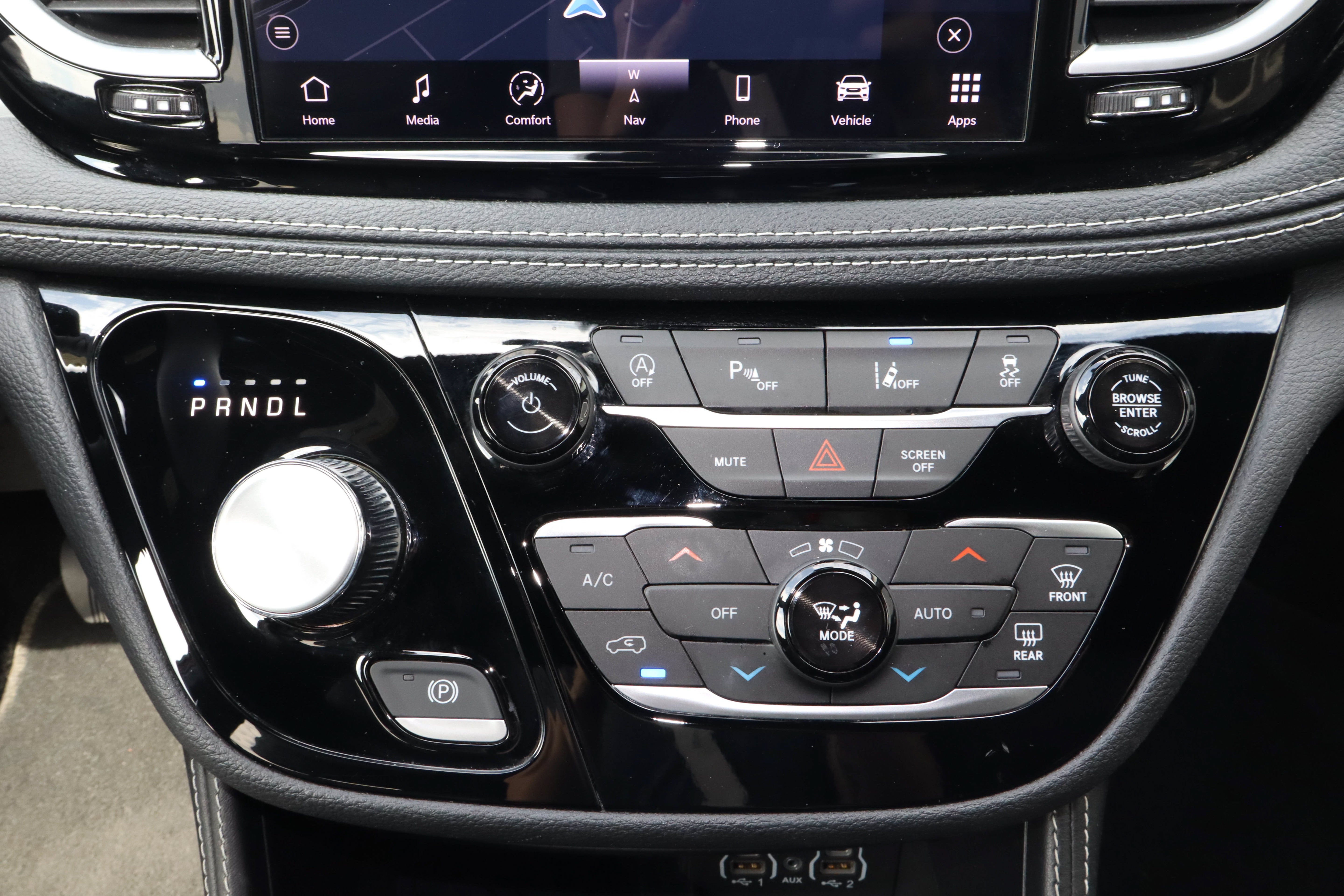2025 Chrysler Pacifica Limited FWD