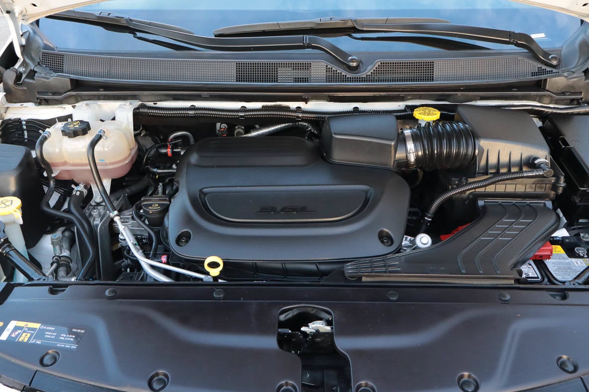 2025 Chrysler Pacifica Limited FWD