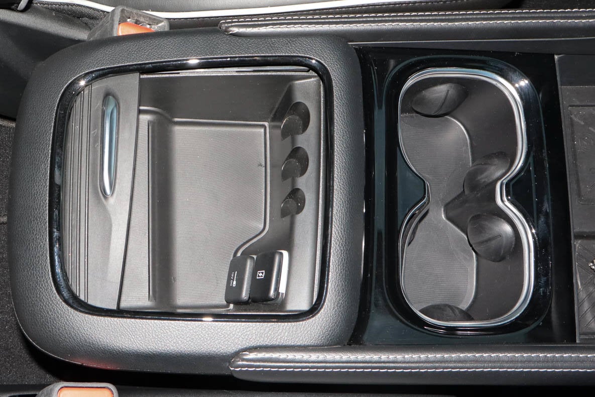 2025 Chrysler Pacifica Limited FWD