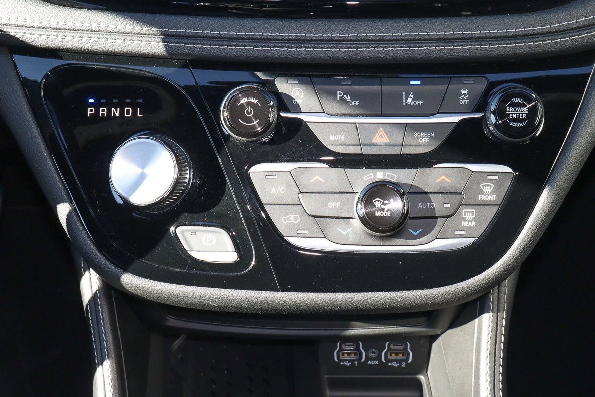 2025 Chrysler Pacifica Limited