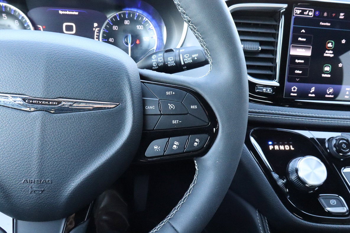 2025 Chrysler Pacifica Limited