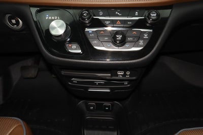 2017 Chrysler Pacifica Limited FWD