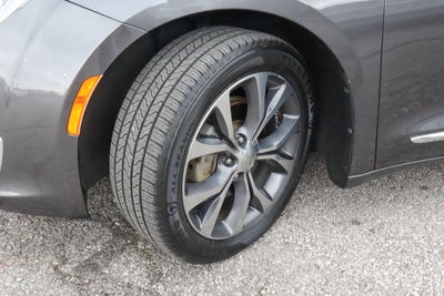 2017 Chrysler Pacifica Limited FWD