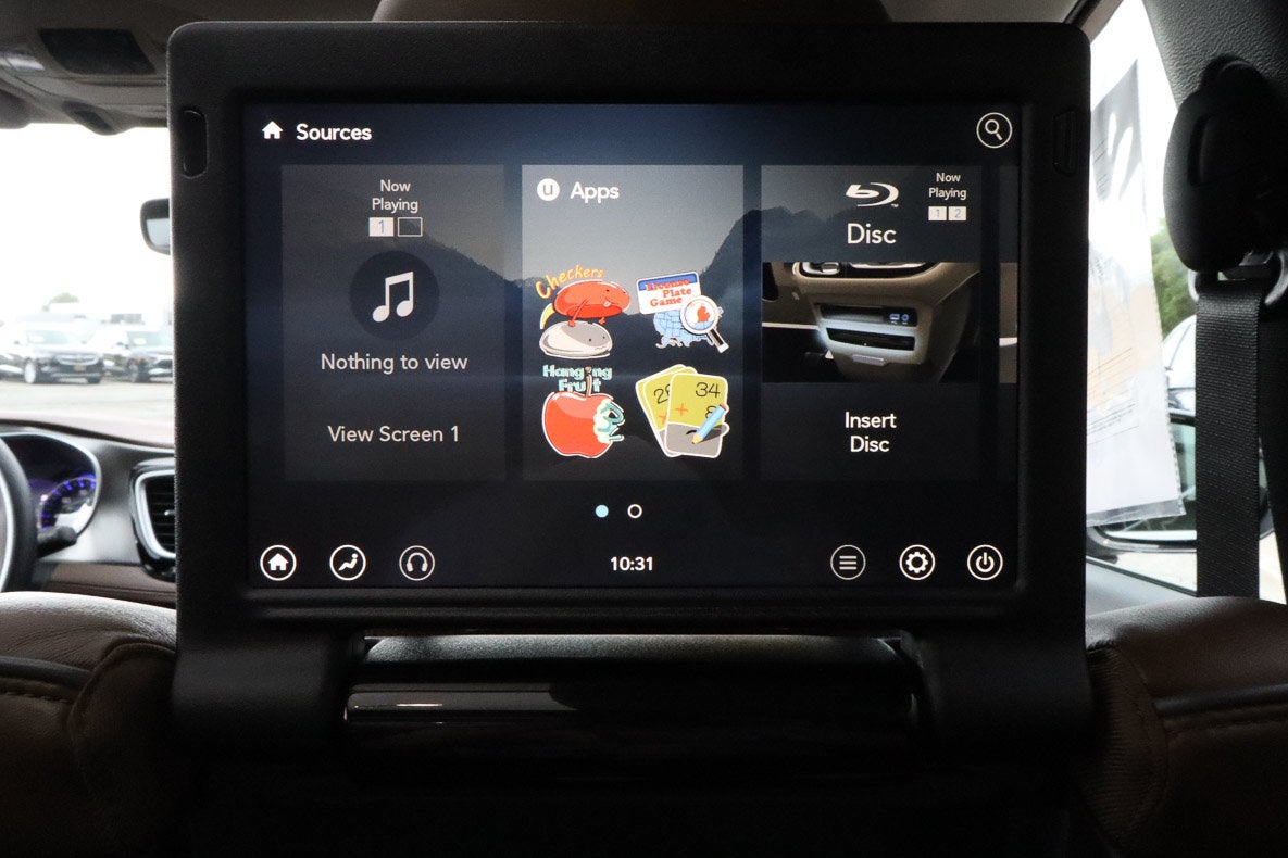 2017 Chrysler Pacifica Limited FWD