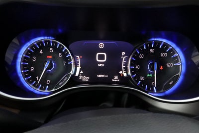 2017 Chrysler Pacifica Limited FWD