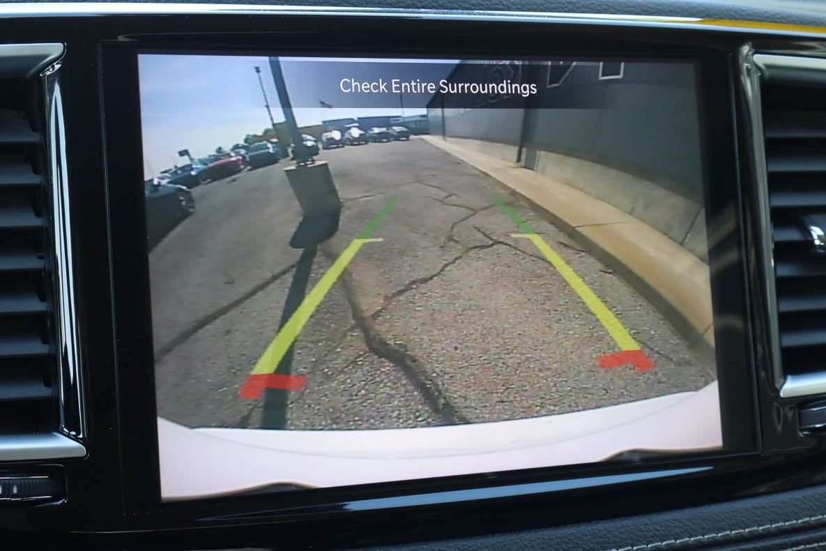 2024 Chrysler Pacifica Limited FWD