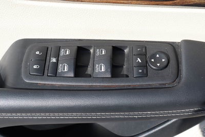 2024 Chrysler Pacifica Limited FWD