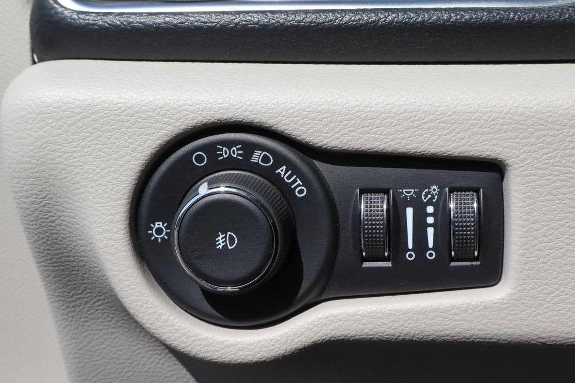 2024 Chrysler Pacifica Limited FWD