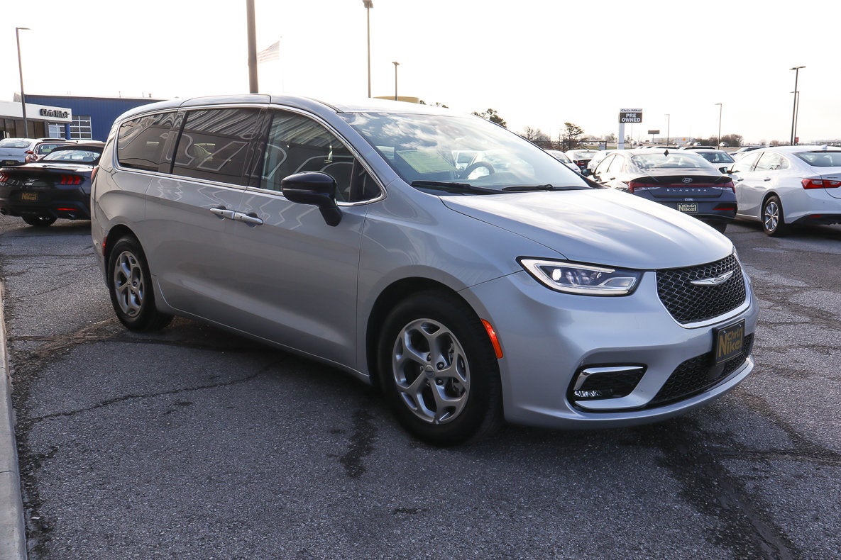 2024 Chrysler Pacifica Limited