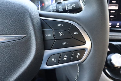 2024 Chrysler Pacifica Limited FWD