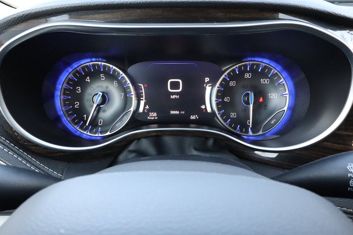 2024 Chrysler Pacifica Limited FWD