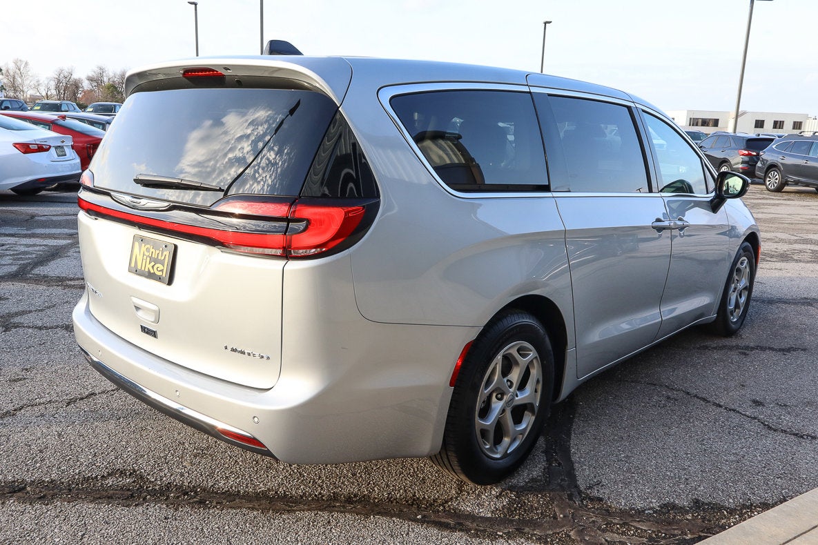 2024 Chrysler Pacifica Limited