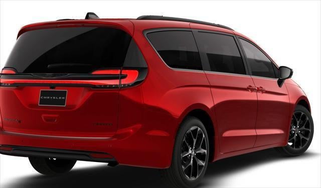2026 Chrysler Pacifica Limited FWD