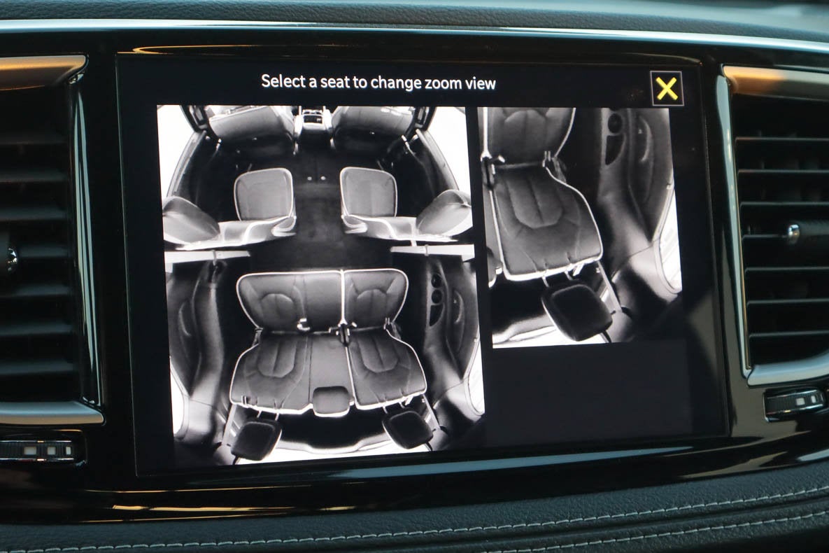 2027 Chrysler Pacifica Limited FWD