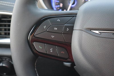 2027 Chrysler Pacifica Limited FWD
