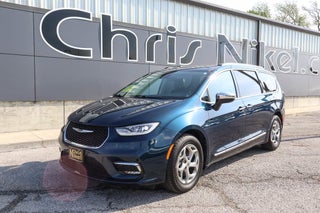 2023 Chrysler Pacifica Limited FWD