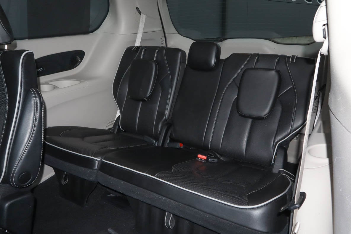 2023 Chrysler Pacifica Limited FWD