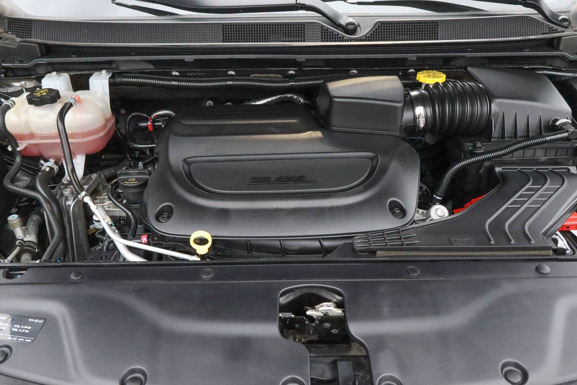 2023 Chrysler Pacifica Limited FWD