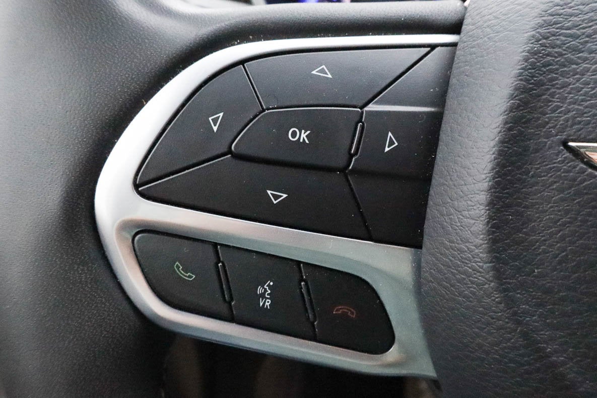 2023 Chrysler Pacifica Limited FWD