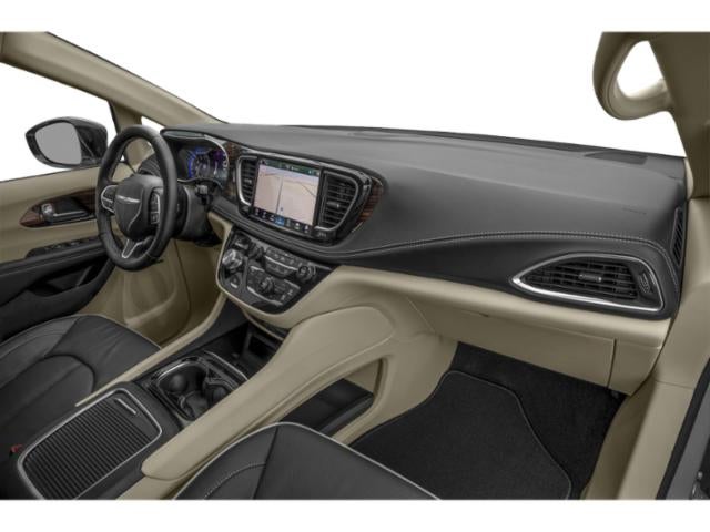 2025 Chrysler Pacifica Limited FWD