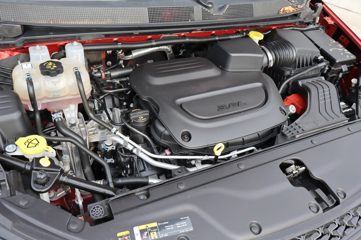 2025 Chrysler Pacifica Limited FWD