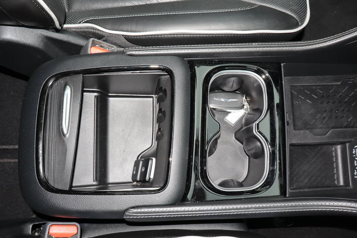2025 Chrysler Pacifica Limited FWD