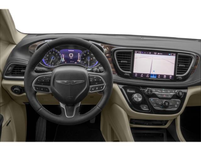 2025 Chrysler Pacifica Limited FWD