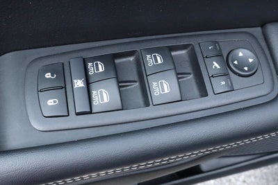 2025 Chrysler Pacifica Limited FWD