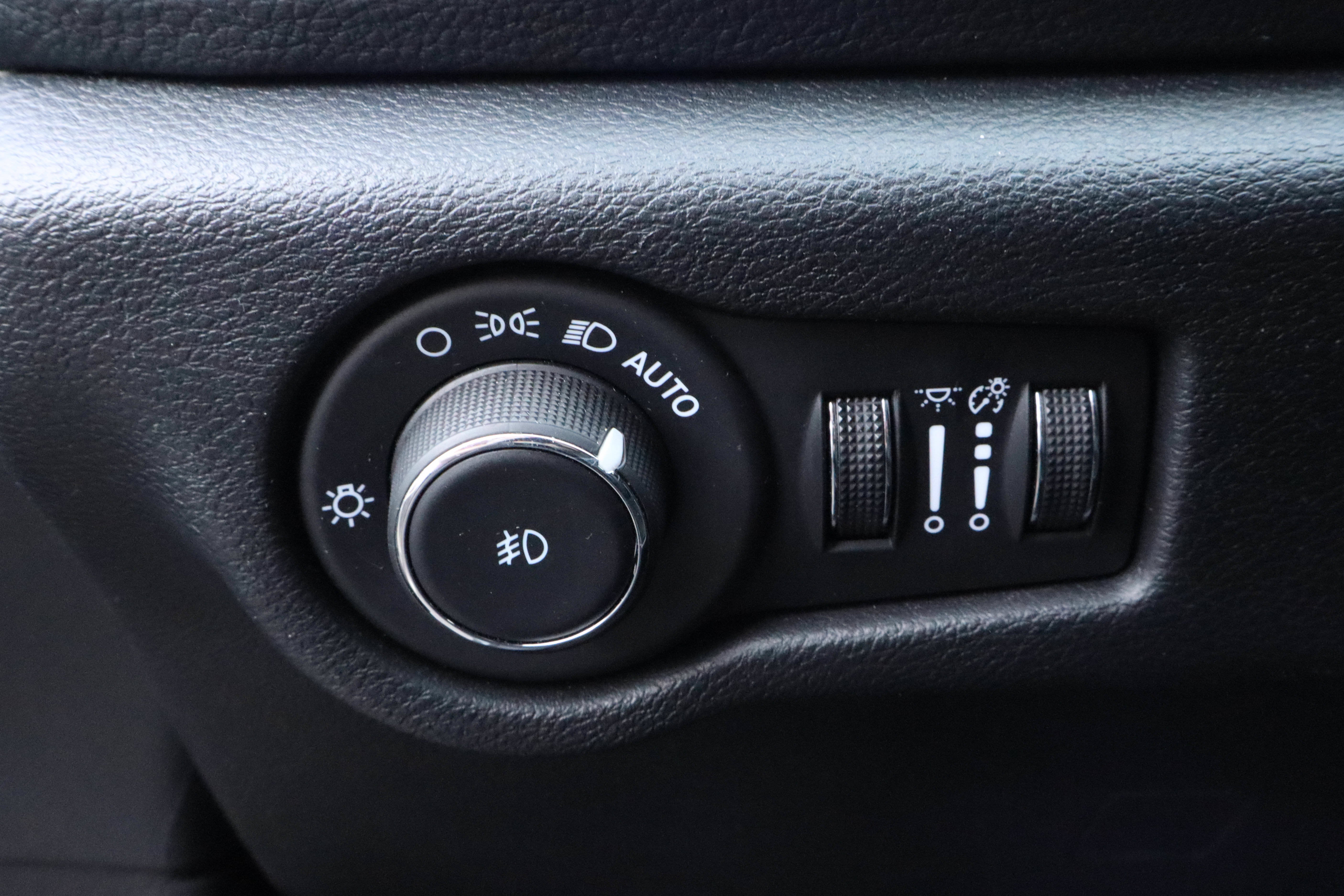 2025 Chrysler Pacifica Limited FWD