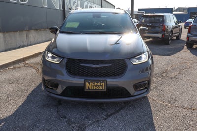 2025 Chrysler Pacifica Limited FWD